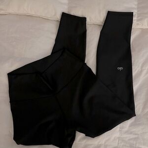 Alo Airlift Leggings